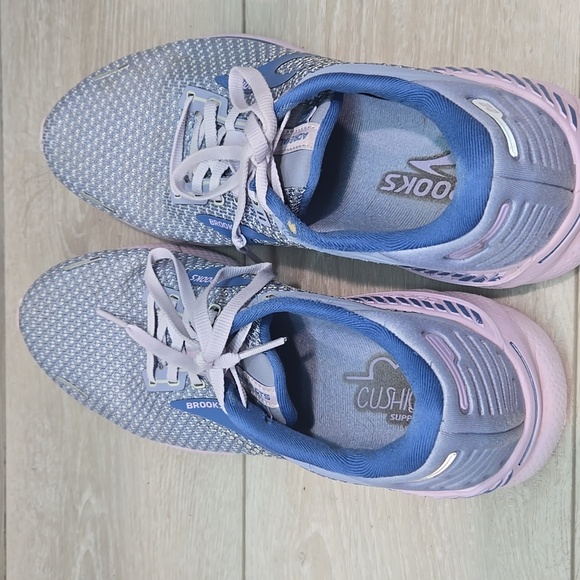 Brooks Women's Adrenaline GTS 22  Running Shoes Sneakers Sz 10.5 Medium B - Picture 8 of 13